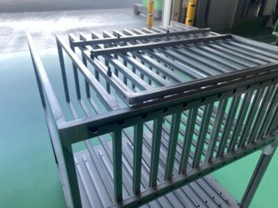 分電盤パネルラック